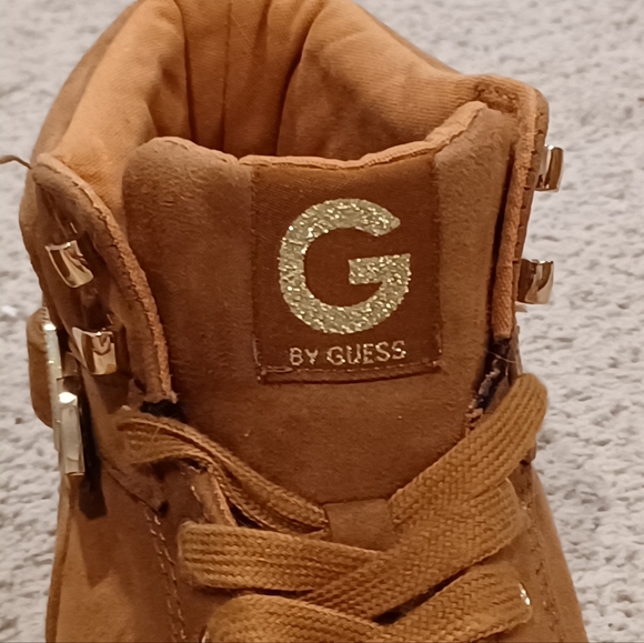 Women's Guess Mid - top Sneakers - Size 6.5M - Picture 4 of 8
